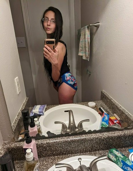 sugar grump model best picture