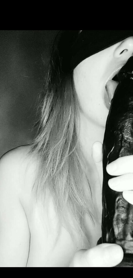 deadpagen top pornstar image