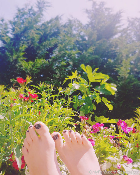 deadpagen perfect actress photo