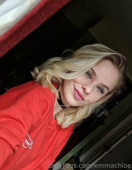 emmachloee model sex archive