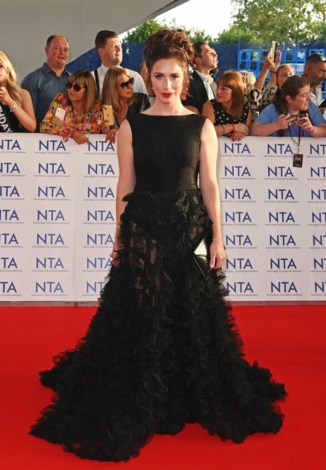 Julia Goulding star naked picture