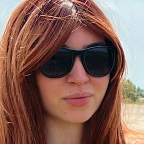 missredstar high quality actress pictures