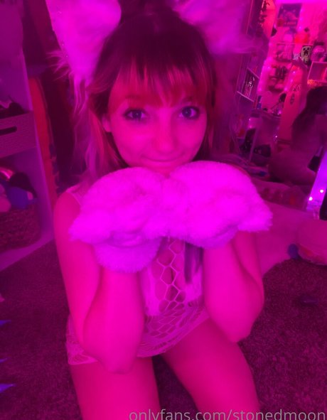 stonedmoon pornstar perfect picture
