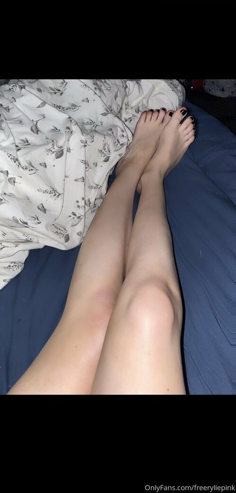 freeryliepink pretty model picture