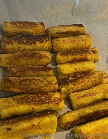 hellsingqueen666 model sexy pic