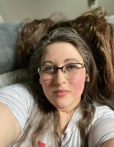 hellsingqueen666 model hot pics