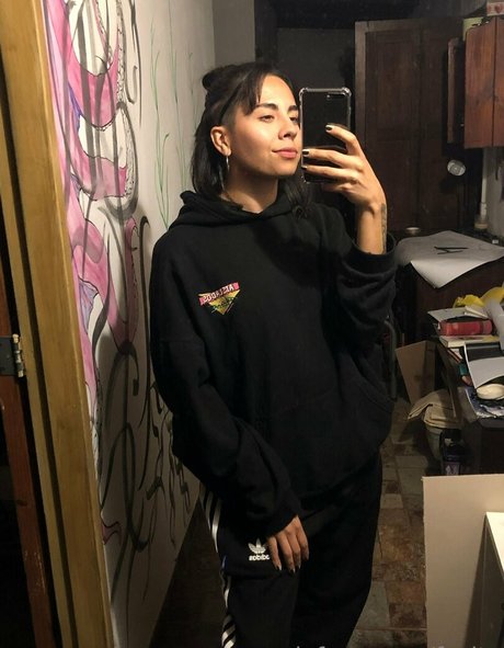 fasita best model photo