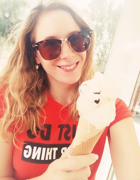 ellyedelweiss sexy actress galleries