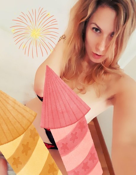 ellyedelweiss model hd gallery