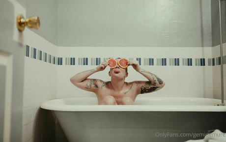 gemidemure model beautiful gallery