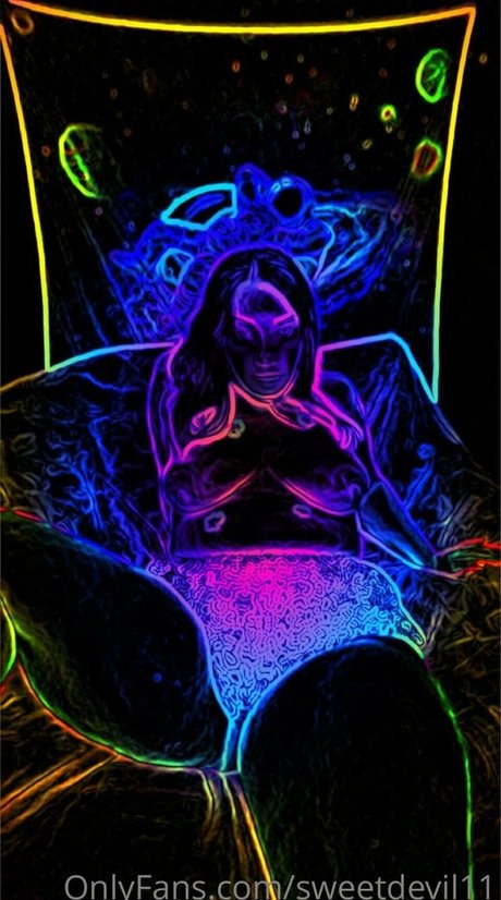 naynayswrld model best pic