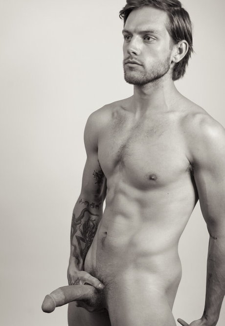 taytehanson hd model image