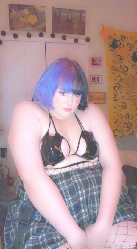 thiccthighkenzie star hd photos