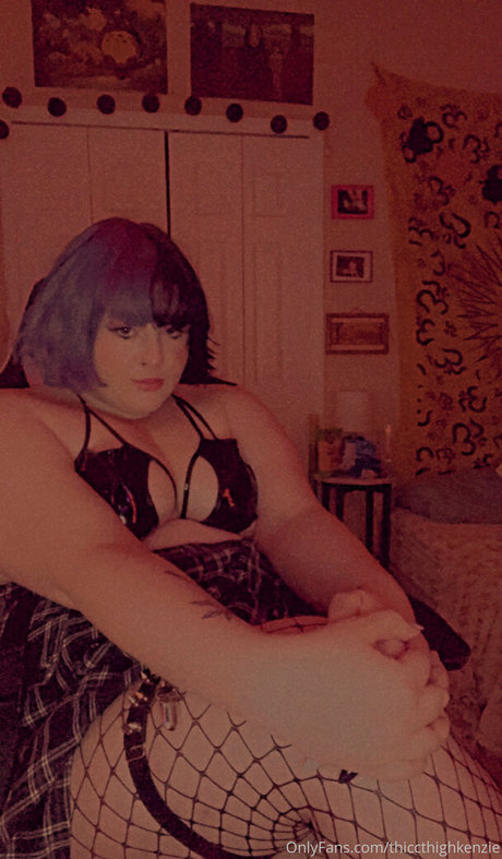 thiccthighkenzie porn actress img