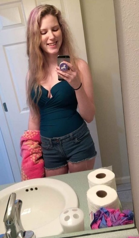 donutosaurus nudes star picture