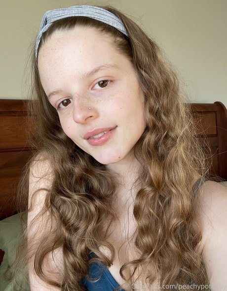 peachypotbaby pretty pornstar galleries