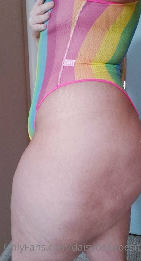 daisydolldoesit model pretty pictures