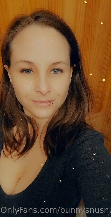 bunnysnusnu pornstar top image