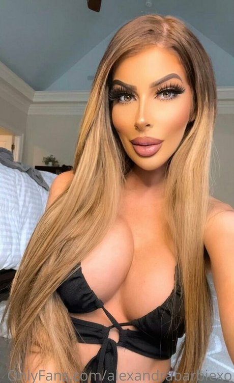 alexandrabunnyxo model art photos