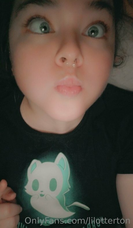 lilotterton naked star pic