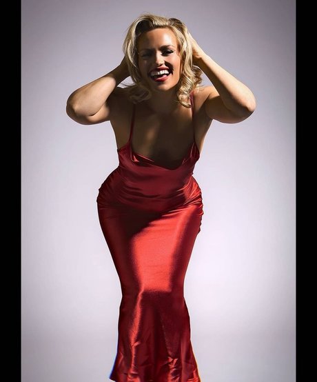 Phillipa Sharples art pornstar photo