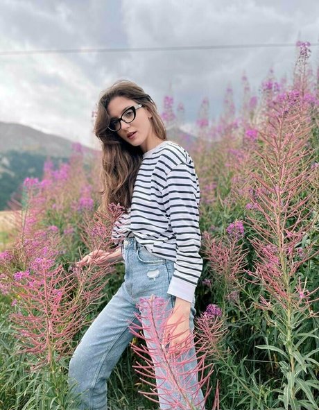 sofiaa2307 pornstar pictures