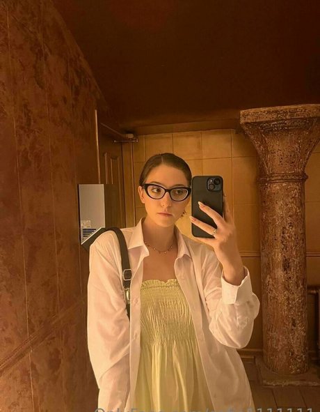 sofiaa2307 exclusive actress images