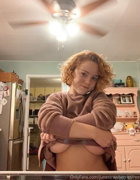 junestrawberriesfree pornstar pretty gallery