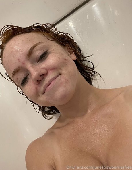 junestrawberriesfree pornstar free img