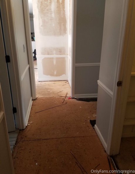 sqregina naked star pics