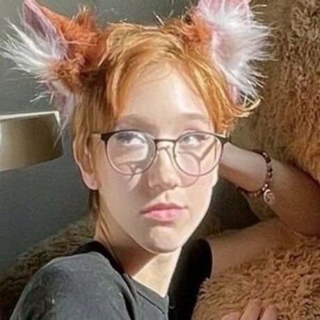 aliceoncamfree model porn pictures