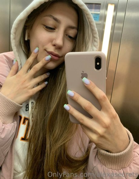 alexasecrets nude model gallery