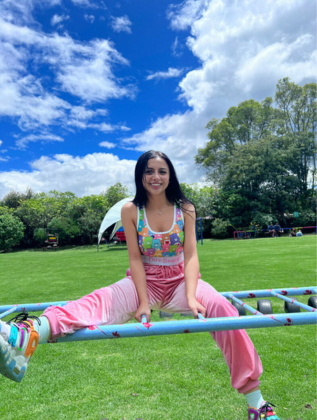 charlotte19y model exclusive images