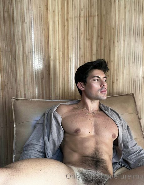 efureimu nude actress pic