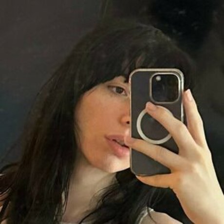 ickyypeach pornstar adult images