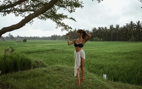 LottieLion art star photo