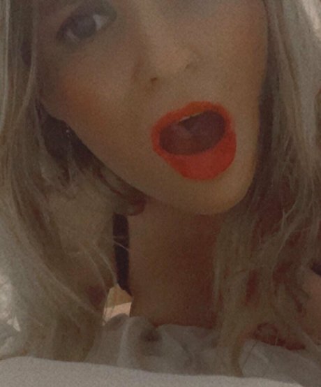 lilpocahontass xxx actress image