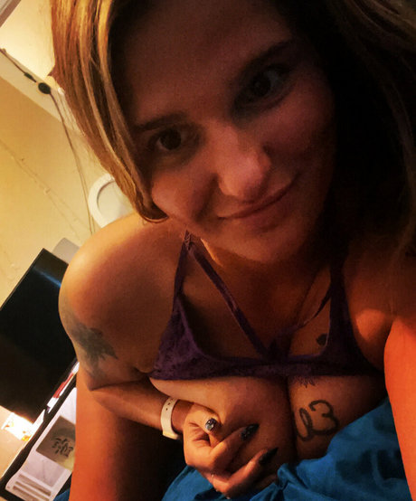 lilpocahontass model exclusive photo