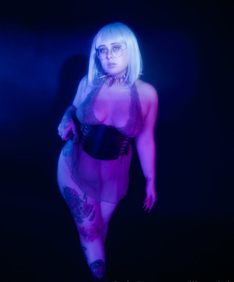 liizardqk top pornstar photo