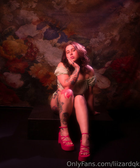 liizardqk star nudes pics