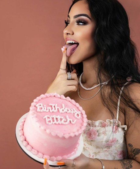 Ya Malb porn star images