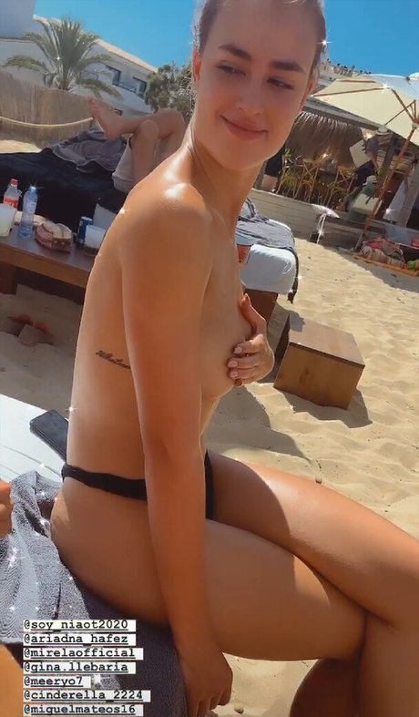 Meeryo7 hd pornstar pics