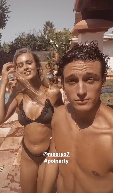 Meeryo7 art star pics