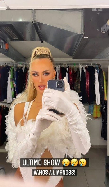 Meeryo7 adult model images