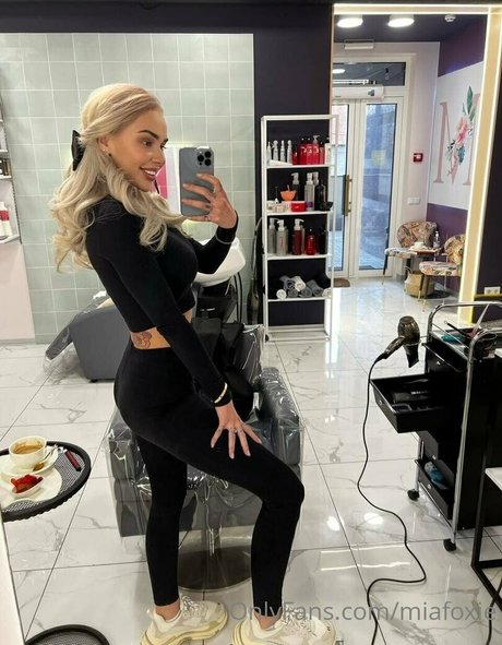 miafoxie pornstar top archive