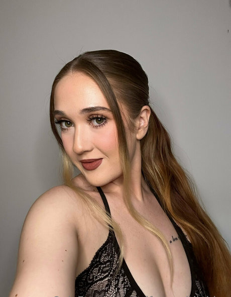 selfcarewithchloe star free photo