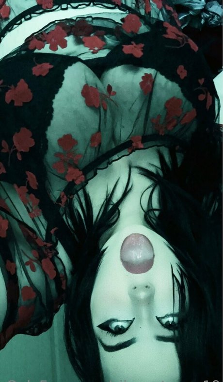 silver stormz19 pornstar naked photo