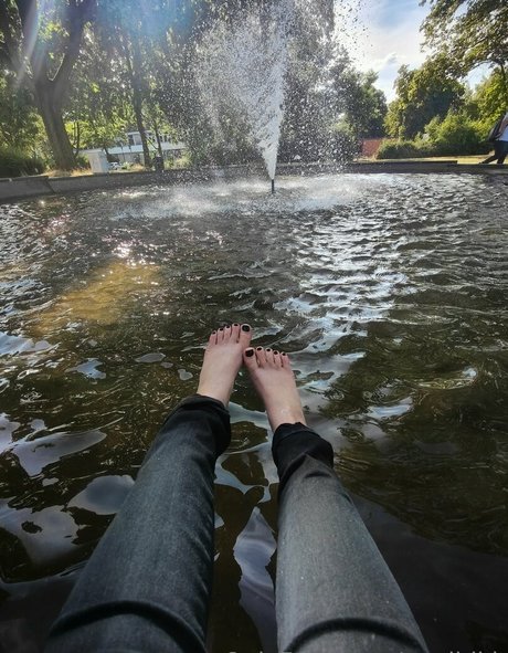 msdidi k model pornographic photo