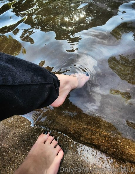 msdidi k erotic model pics