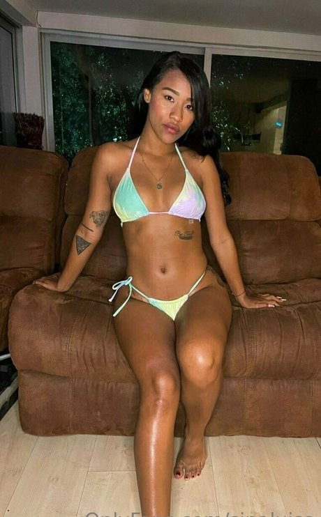 sinaluisa beautiful actress picture